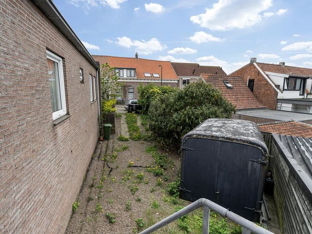 Westpoort 2, Sint-Maartensdijk