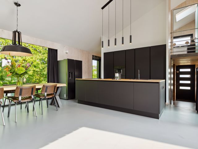 De Eenvoud 15, Almere