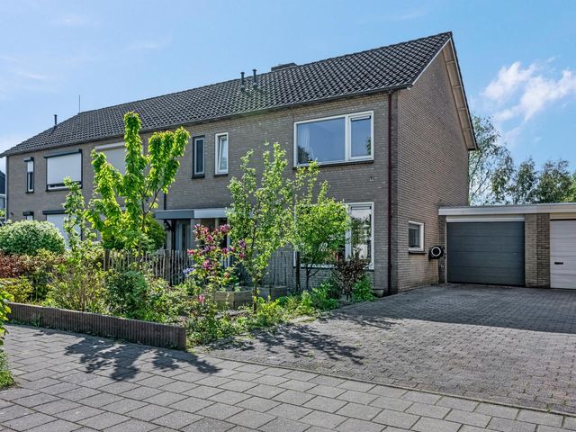 Pannerdenseweg 57, Doornenburg