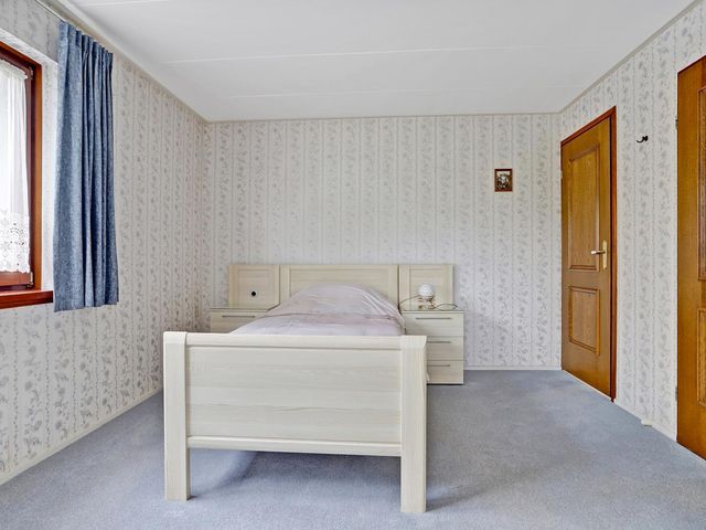 Kruisbessestraat 44, Krabbendijke
