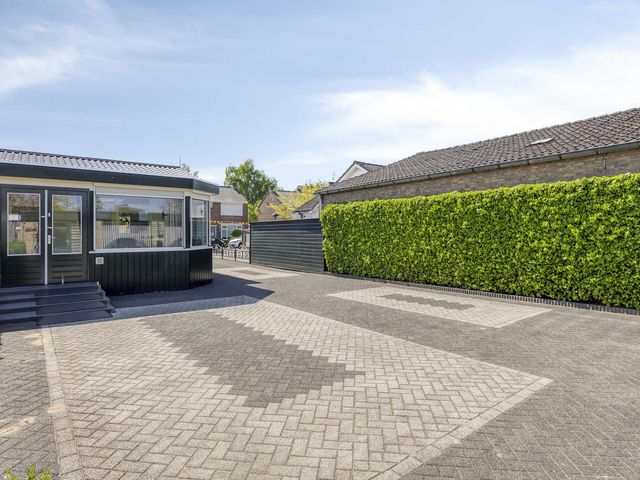 Ambachtsstraat 55, 'S-Gravenpolder