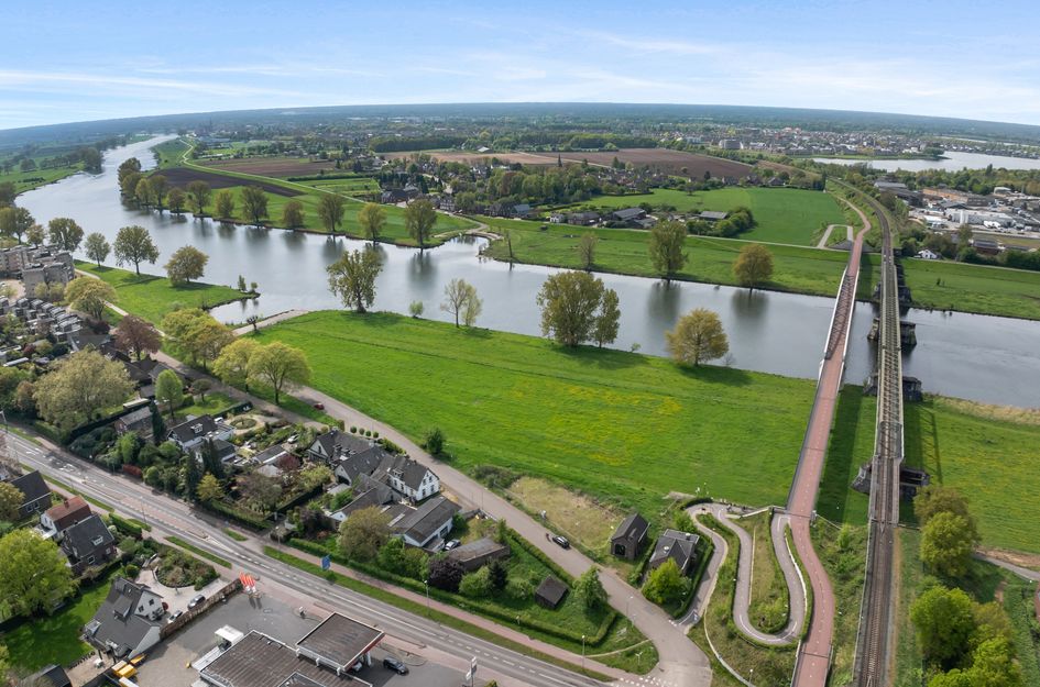 Maasdijk 18