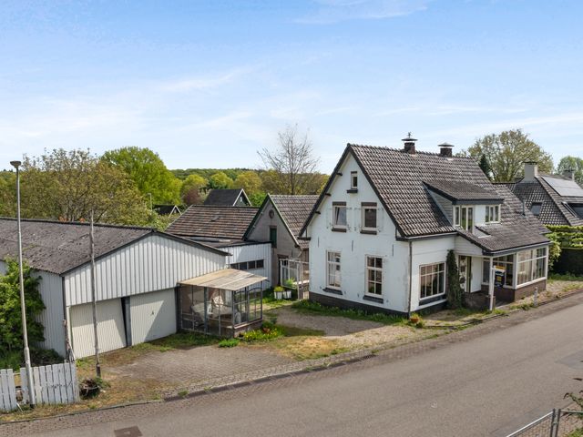 Maasdijk 18, Mook