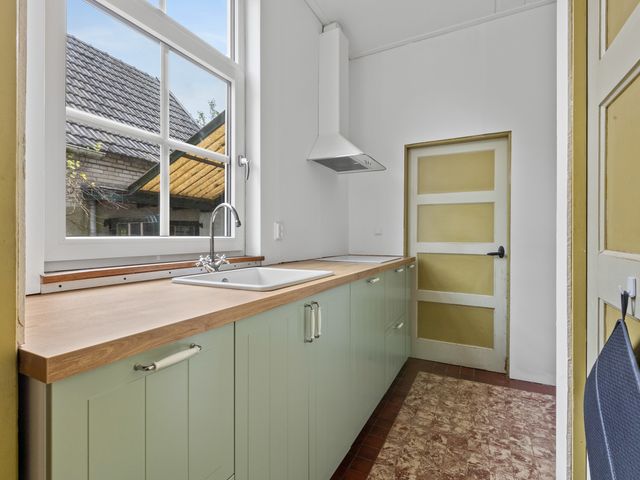 Maasdijk 18, Mook