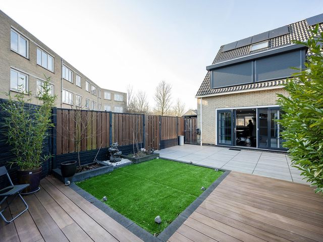 De Eindhoeve 11, Amstelveen