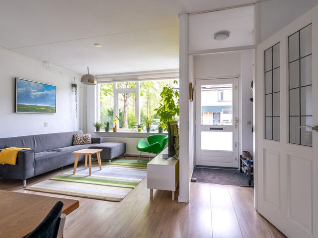 Phia Berghoutlaan 29, Oegstgeest