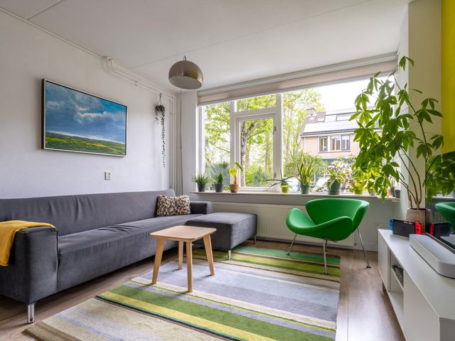 Phia Berghoutlaan 29, Oegstgeest