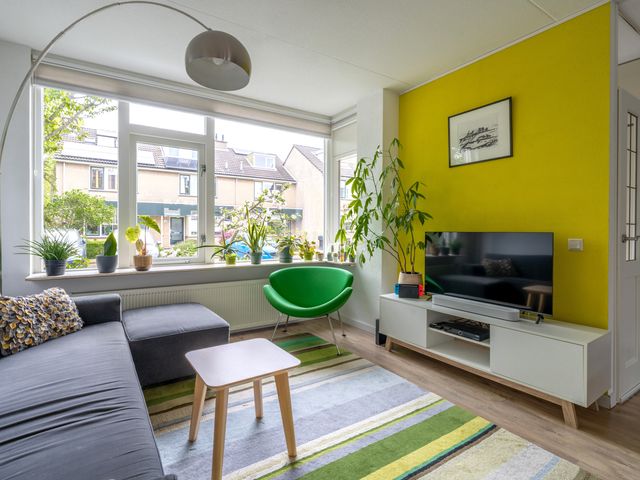 Phia Berghoutlaan 29, Oegstgeest