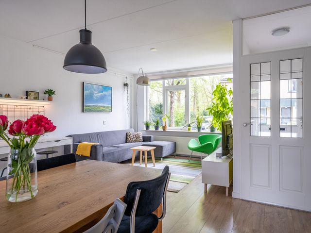 Phia Berghoutlaan 29, Oegstgeest