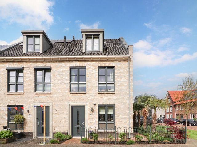 Bloemkamp 15, Bunschoten-Spakenburg