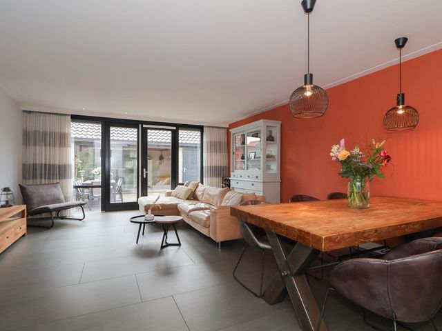 Bloemkamp 15, Bunschoten-Spakenburg