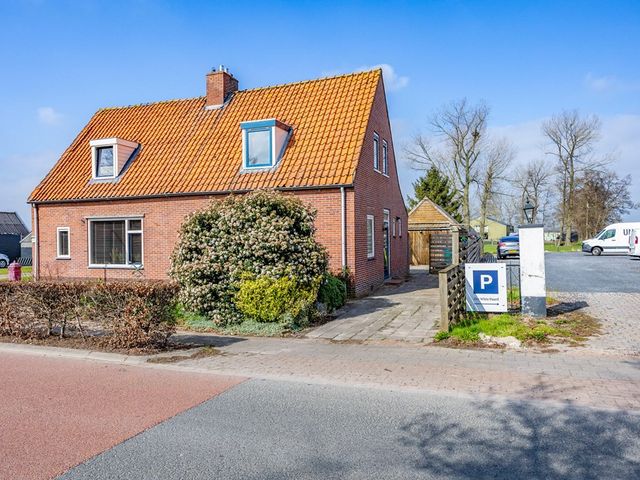 Hoofdstraat 215, Oostwold