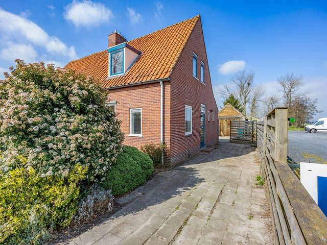 Hoofdstraat 215, Oostwold