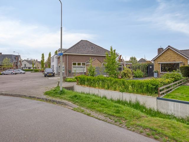 Hogeweg 1A, Dreumel