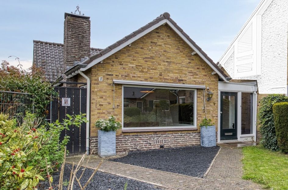 Hogeweg 1A