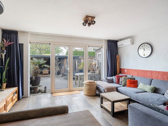 Roekenplaats 14, Leiden