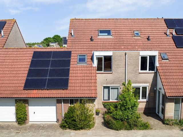 't Hoogt 37, Strijen