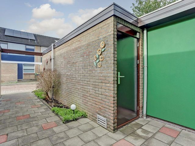 Dauwrootstraat 5, 's-Gravendeel