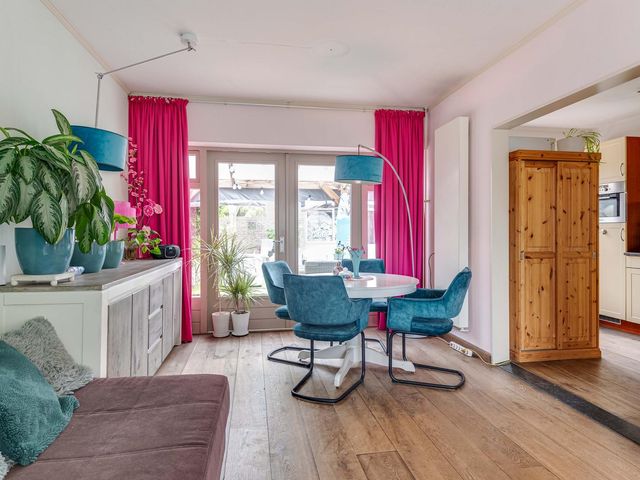 Leliestraat 1, Waarland