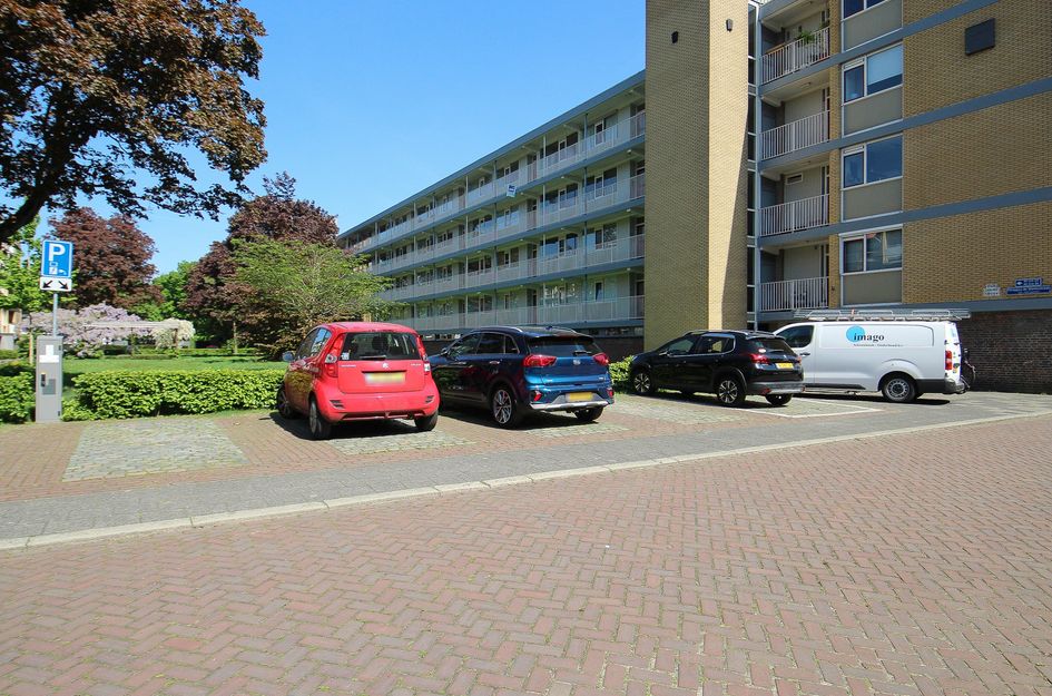 Philippus de Montestraat 4