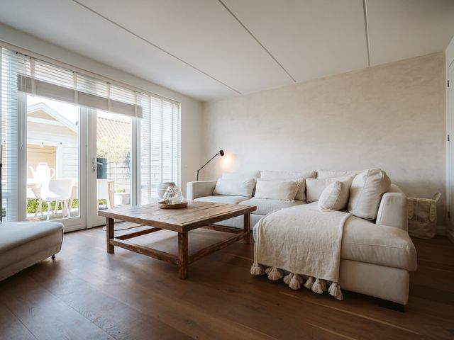 Van Kerkwijkhof 16, Ouddorp