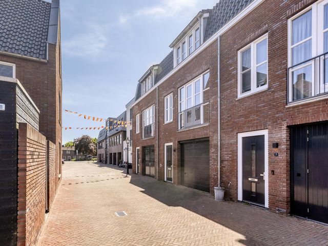 Volharding 5, Bunschoten-Spakenburg