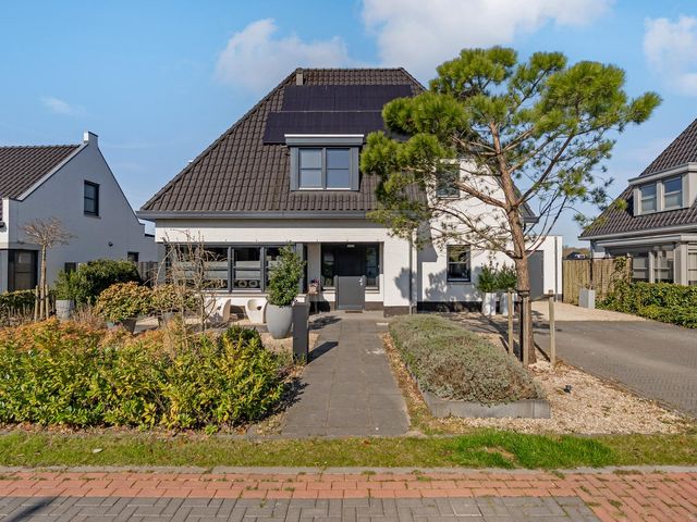 Hagenduin 32, Lelystad