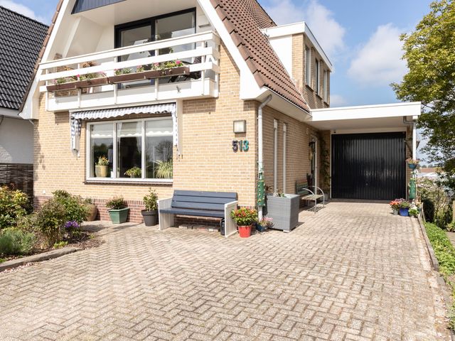 Aalsmeerderdijk 513, Rijsenhout