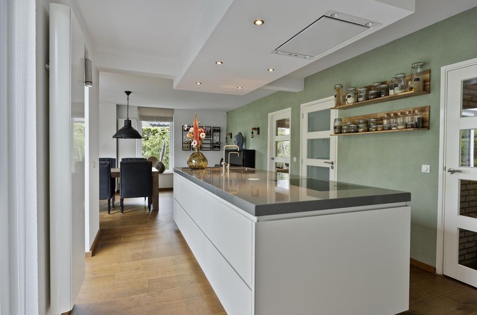 De La Sallestraat 4