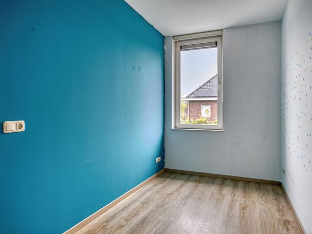Den Oven 37, Geffen
