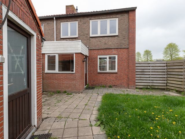 Guido Gezellestraat 22, Winschoten