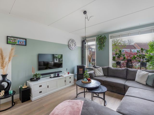 Weegschaal 34, Lemmer