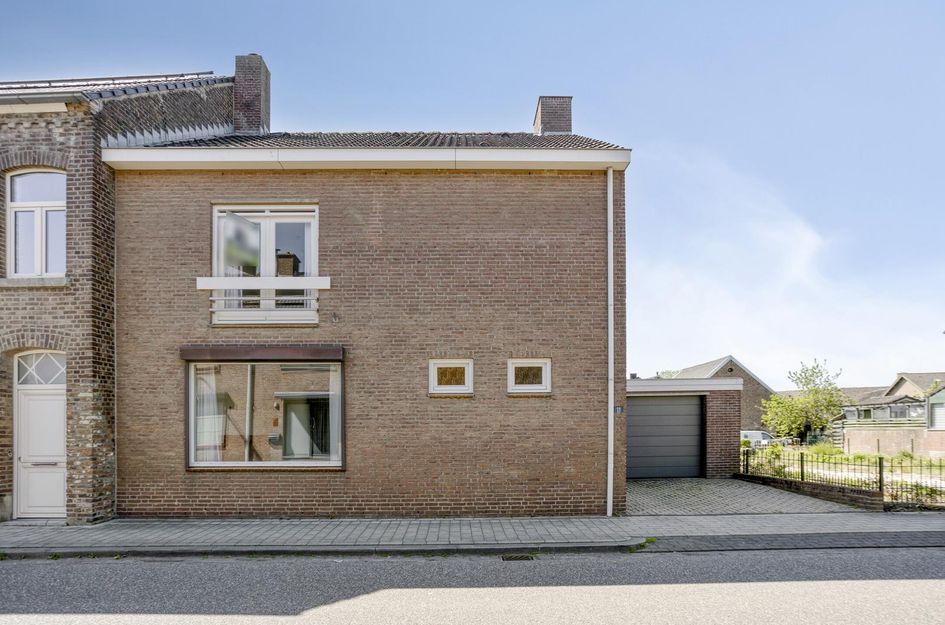 Emmastraat 11