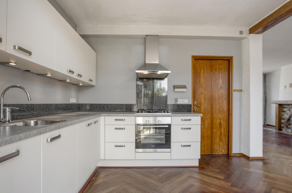 Emmastraat 11
