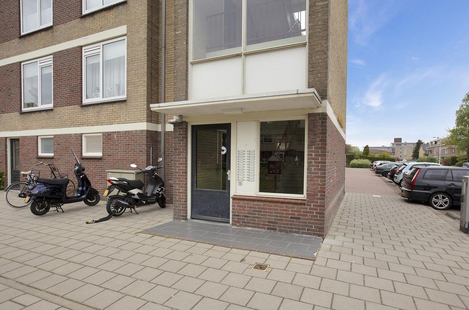 Jacob Reviusstraat 23