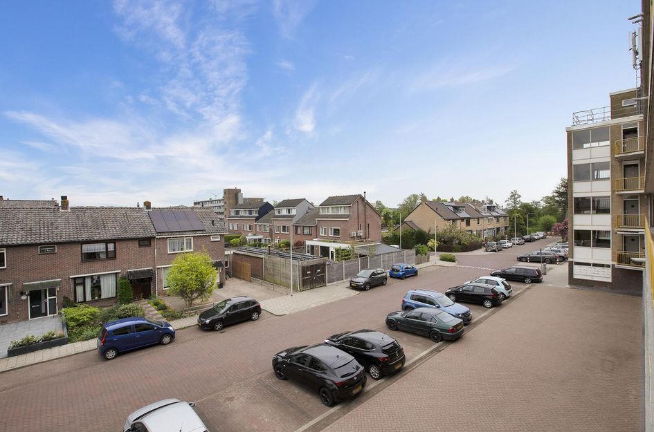 Jacob Reviusstraat 23
