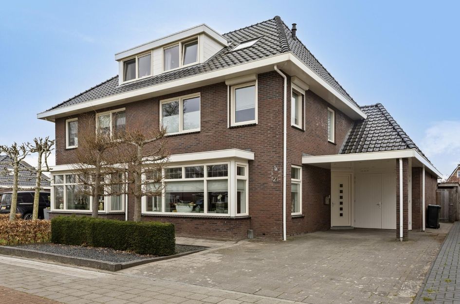 Kluisstraat 21