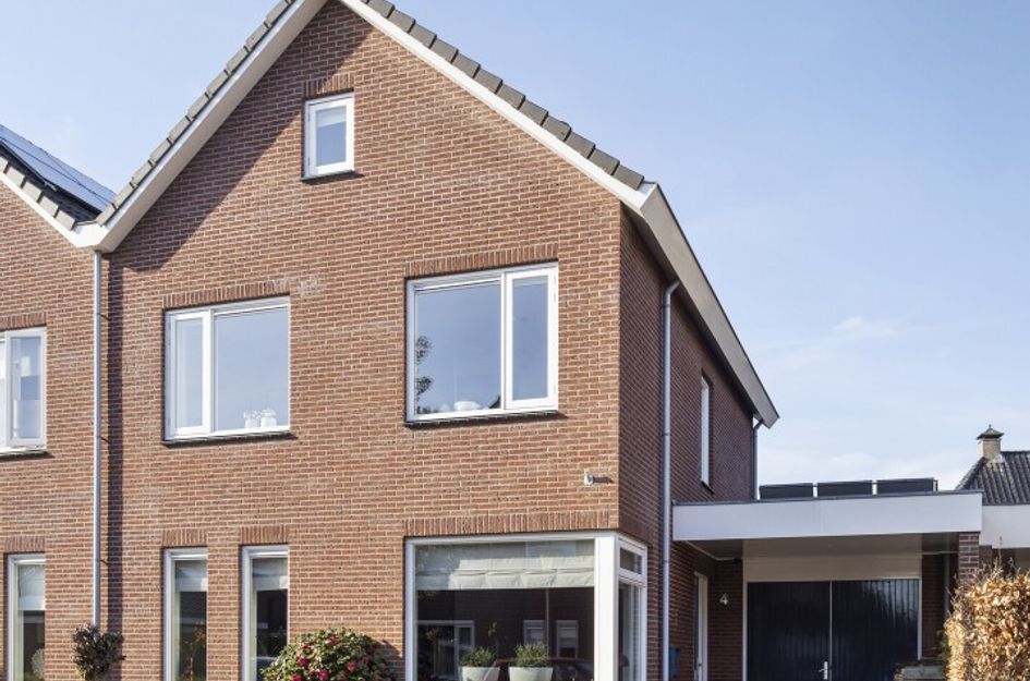 Kluisstraat 4