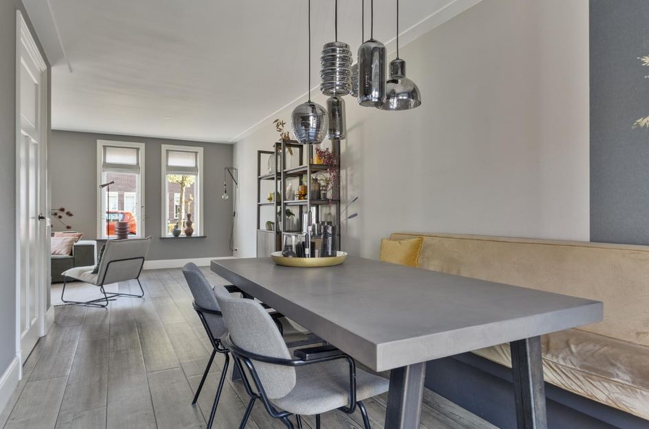 Kluisstraat 4