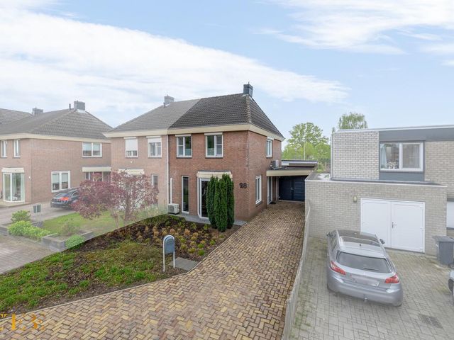 Broekstraat 28, Maasbree