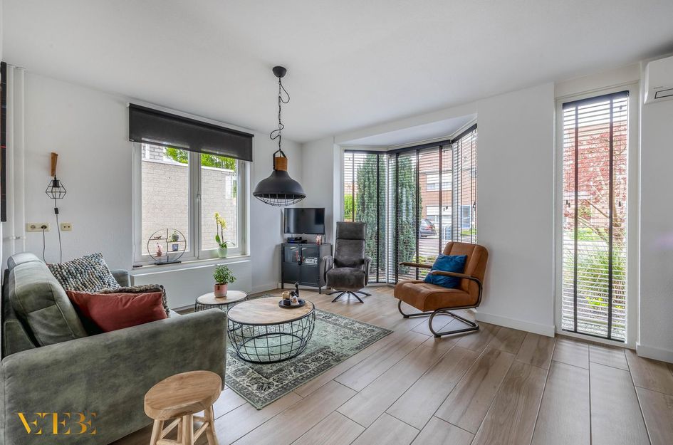 Broekstraat 28