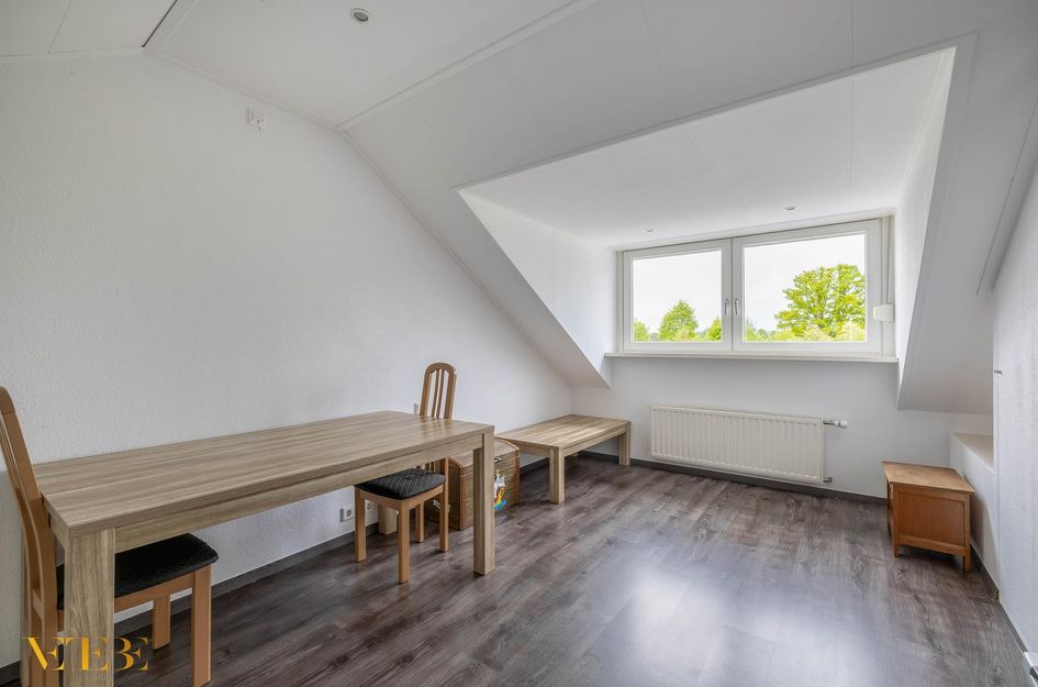 Broekstraat 28