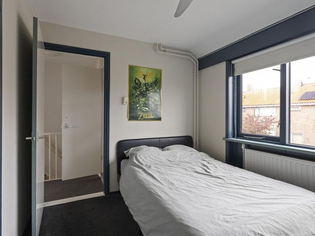 Merwedestraat 1, Den Helder