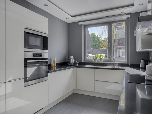 Mariënhagen 30, Rotterdam