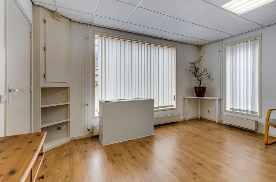 Kerkstraat 24