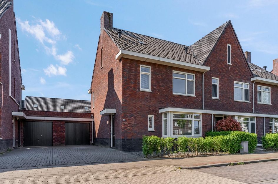 Heinrich Böllstraat 38