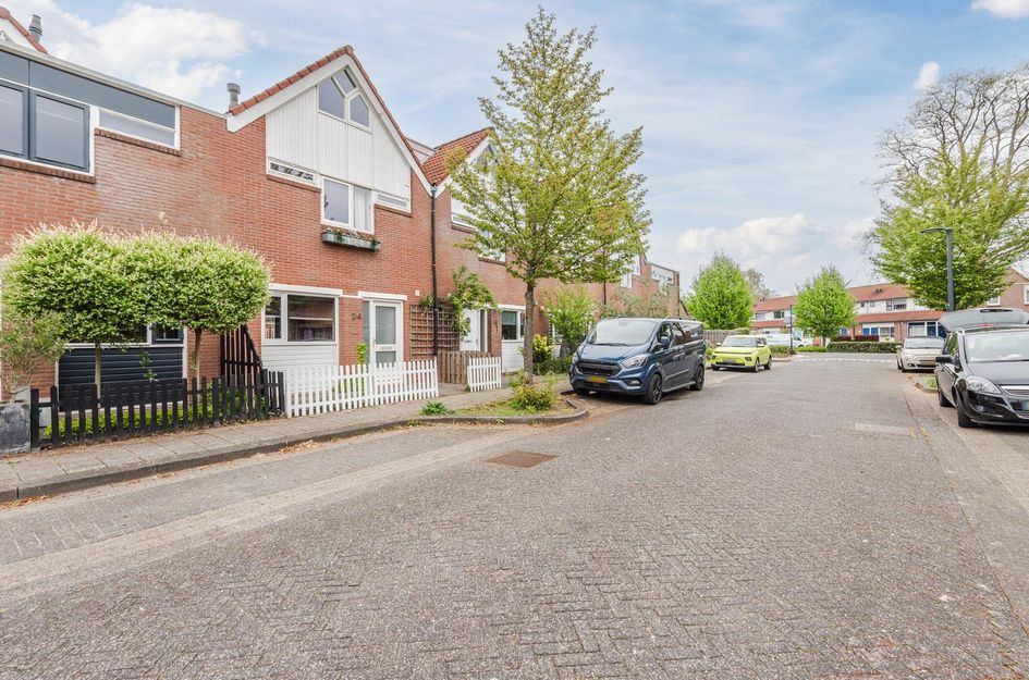Thomsonstraat 24