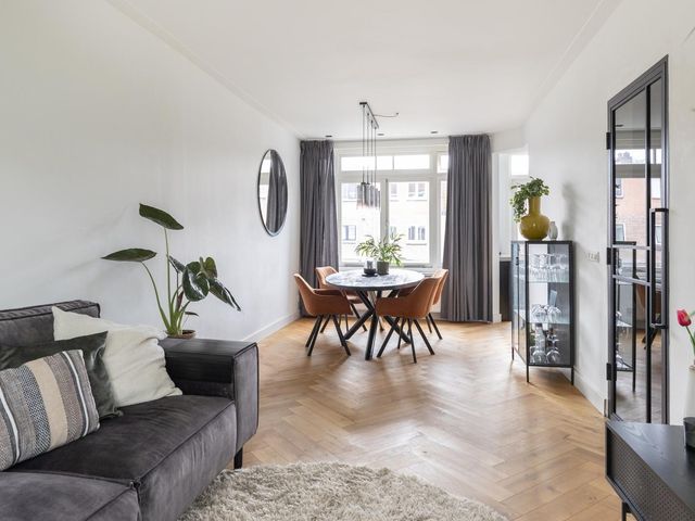Burg van Tuyllkade 104BS, Utrecht