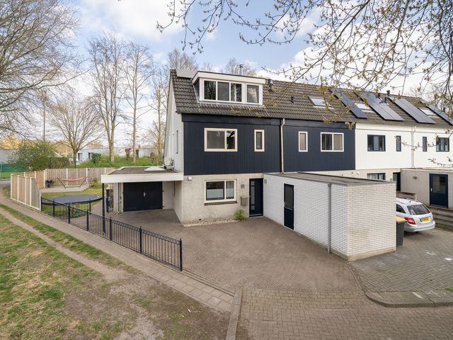 Else Mauhsstraat 51, Hengelo