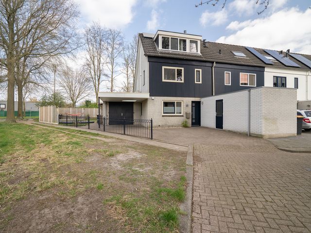 Else Mauhsstraat 51, Hengelo
